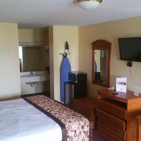 Americas Best Value Inn San Antonio - At&T Center/Fort Sam Houston Bagian luar foto